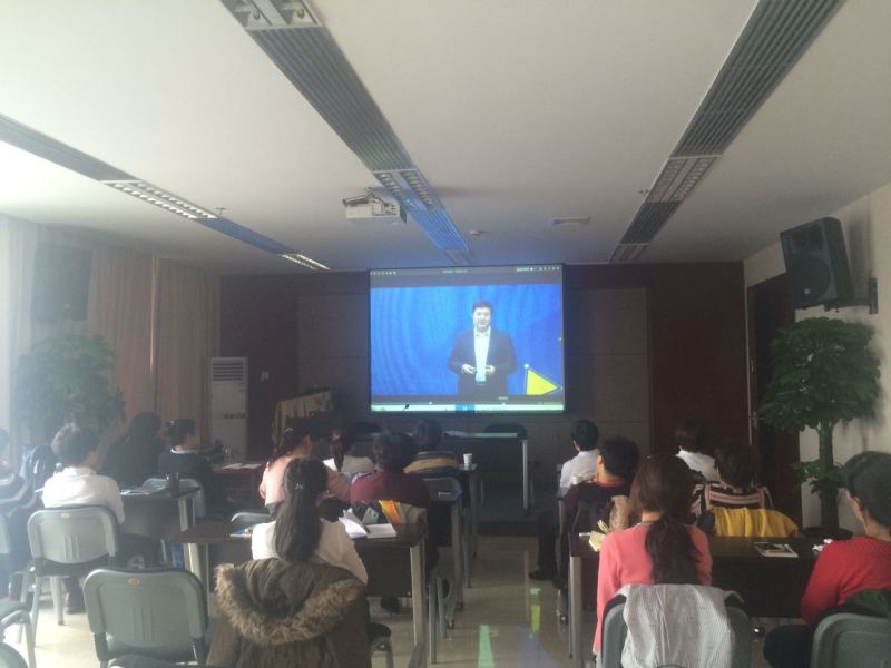 1480664883110410.jpg @GCIF6S8F[V~PQ3)@YU_RUN.jpg